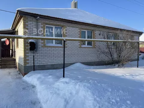 1-к кв. Чувашия, с. Красные Четаи ул. Ленина, 27 (34.7 м)