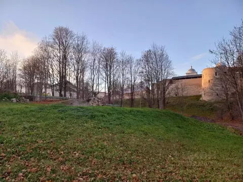 Участок в Псковская область, Печорский муниципальный округ, д. Изборск ...