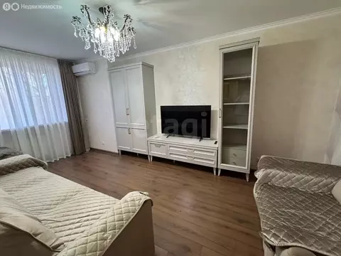 1-комнатная квартира: Владикавказ, улица Колка Кесаева, 137 (32 м)