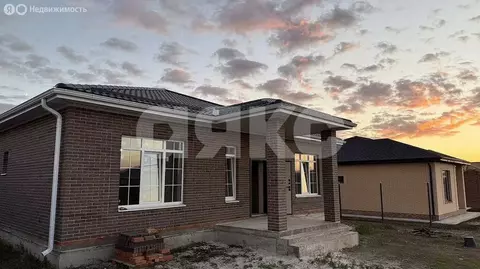 Дом в Щепкинское сельское поселение, посёлок Темерницкий, Пражская ...