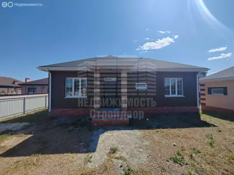 Дом в Неклиновский район, село Новобессергеневка (100 м)