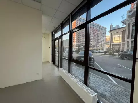 Помещение свободного назначения в Краснодарский край, Краснодар ул. ...