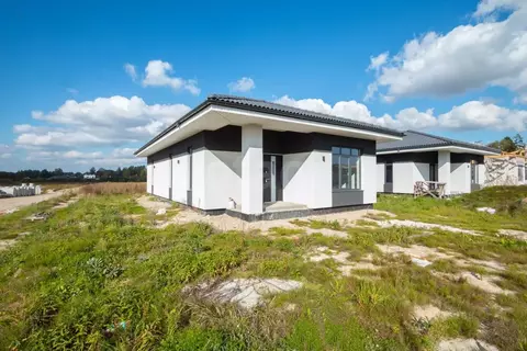 Дом в Калининградская область, Гурьевский муниципальный округ, пос. ...