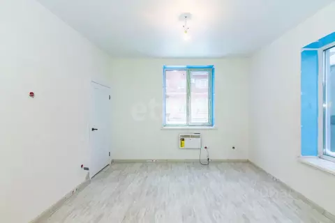 Помещение свободного назначения в Омская область, Омск ул. Гусарова, ...