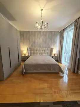 3-к кв. Москва Страстной бул., 10к1 (135.0 м)