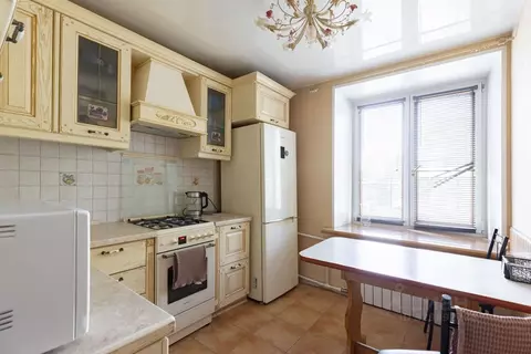 3-к кв. Санкт-Петербург, Санкт-Петербург, Колпино Павловская ул., 54к3 ...