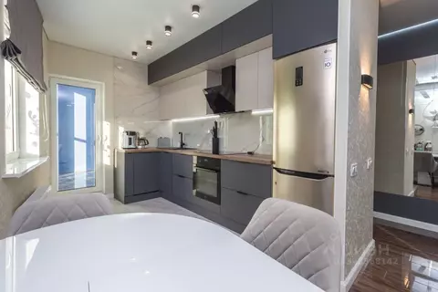 2-к кв. Башкортостан, Уфа Бакалинская ул., 33/2 (76.0 м)