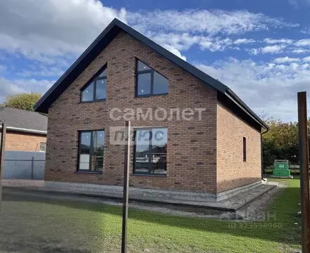 Дом в Краснодарский край, Динская ст-ца пл. Фонтанная (140 м)