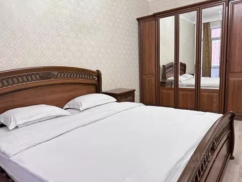 2-к кв. Дагестан, Махачкала ул. Кадарская, 25 (80.0 м)