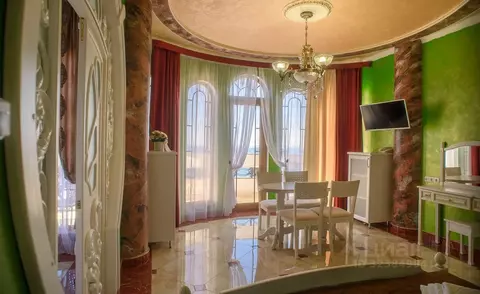 2-к кв. Крым, Алушта аллея Декабристов, 6Б (50.0 м)