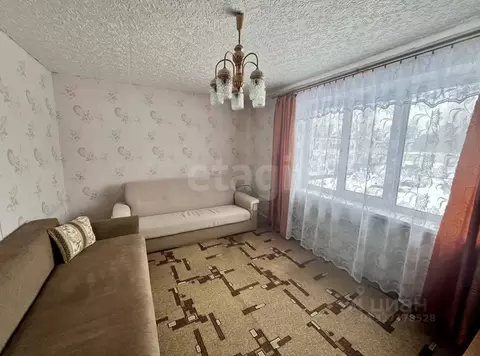 2-к кв. Ленинградская область, Киришский район, Будогощь пгт ул. ...