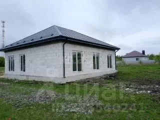 Дом в Липецкая область, Грязинский район, Кузовский сельсовет, д. ...