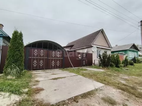 Дом в Брянская область, Трубчевский район, Телецкое с/пос, д. Красное ...