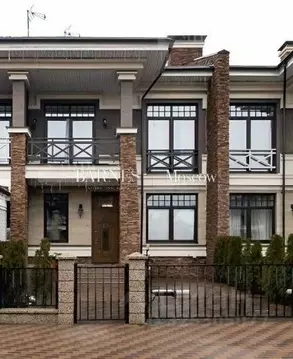 Таунхаус в Московская область, Красногорск городской округ, д. ...