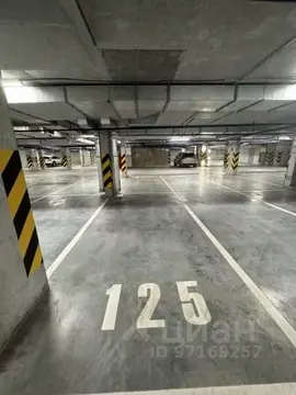 Гараж в Свердловская область, Екатеринбург ул. Азина, 31 (14 м)