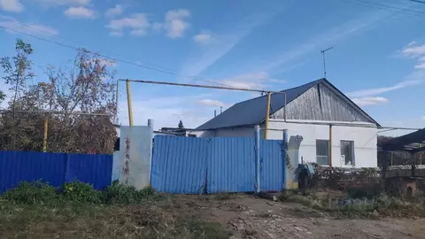 Дом в Омская область, Омский район муниципальный округ, с. Петровка ...