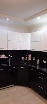 Продается 2-комнатная квартира