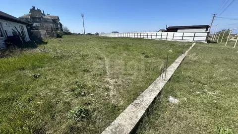 Участок в Крым, Черноморский район, с. Новосельское ул. Восточная ...