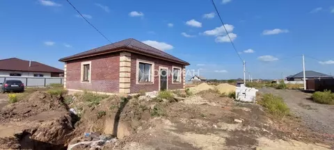 Дом в Ростовская область, Аксайский район, Грушевская ст-ца пер. ...