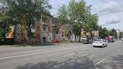 Торговая площадь в Челябинская область, Челябинск ул. Сталеваров, 42 ...