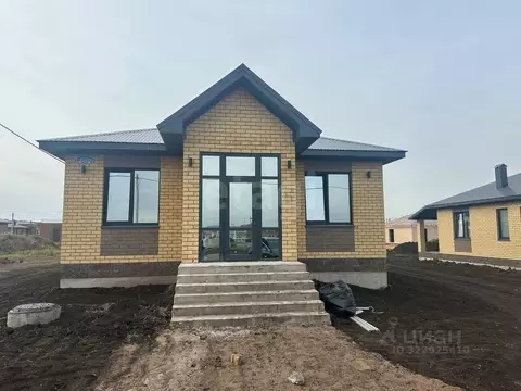 Дом в Башкортостан, Уфимский район, Дмитриевский сельсовет, д. ...