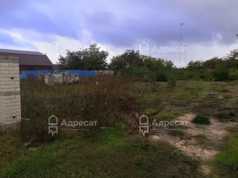 Участок в Волгоградская область, Волгоград пос. Верхняя Ельшанка, ул. ...