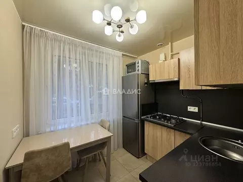 2-к кв. Москва Очаковское ш., 21К1 (37.9 м)