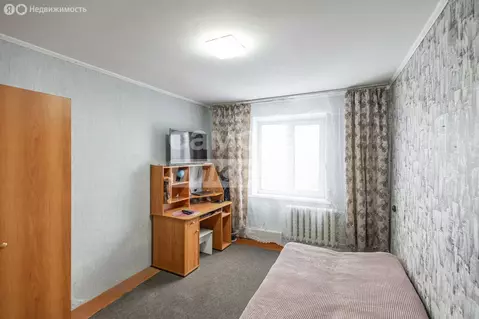 2-комнатная квартира: Омск, Заозёрная улица, 1 (47.2 м)