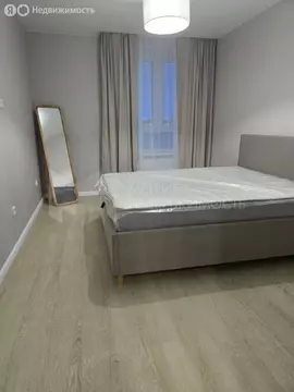 2-комнатная квартира: Тюмень, улица Республики, 204к3 (100 м)