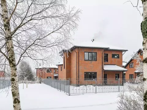 Коттедж в Ленинградская область, Всеволожский район, Юкковское с/пос, ...