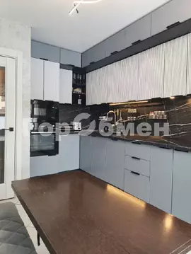 Продается 2-комнатная квартира