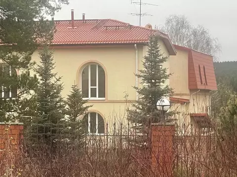 Коттедж в Свердловская область, Екатеринбург ул. Дальний Березит, 8 ...