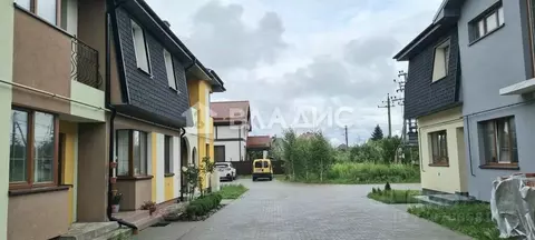 Дом в Калининградская область, Гурьевский муниципальный округ, пос. ...