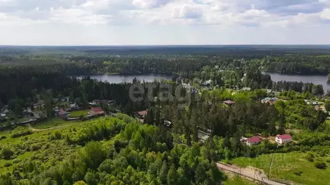 Участок в Ленинградская область, Выборгский район, Рощинское городское ...
