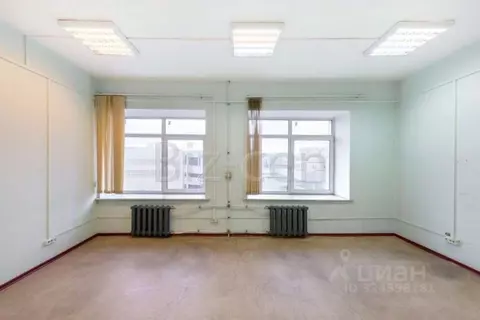 Офис в Санкт-Петербург Уральская ул., 19к10 (22 м)