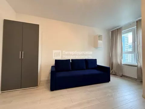 Студия Санкт-Петербург бул. Головнина, 6к1 (28.4 м)