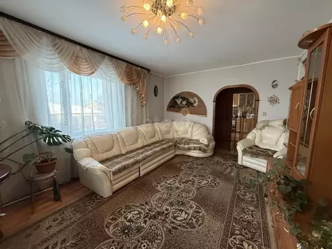 Дом в Тюменская область, Тюмень Зайкова мкр, ул. Ахматовой (318 м)