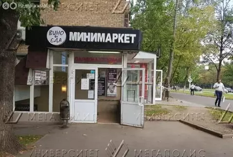 Торговая площадь (32 м)