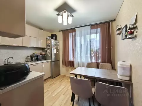 2-к кв. Пензенская область, Пенза ул. Клары Цеткин, 60 (60.8 м)