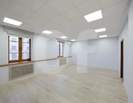Офис в Москва Котельническая наб., 17 (544 м)