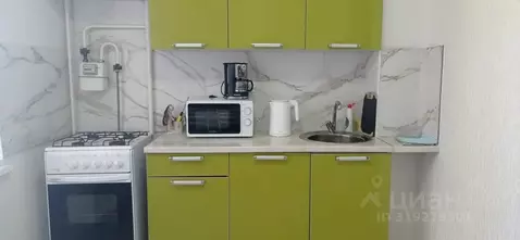 1-к кв. Псковская область, Псков Народная ул., 8А (35.0 м)