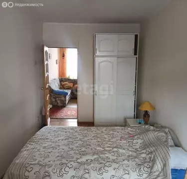 3-комнатная квартира: Барнаул, улица Сухэ-Батора, 9 (60 м)