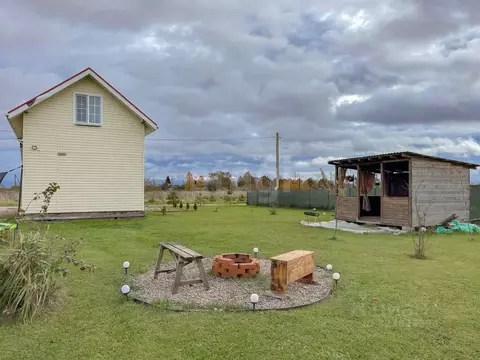 Дом в Псковская область, Псковский район, Логозовская волость, д. ...