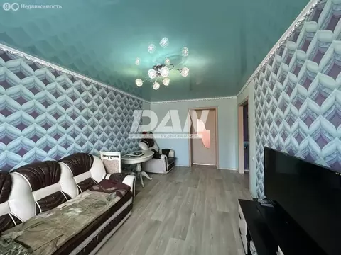 2-комнатная квартира: Коркино, улица Карла Маркса, 12 (45 м)