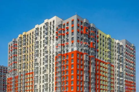 Продается 2-комнатная квартира