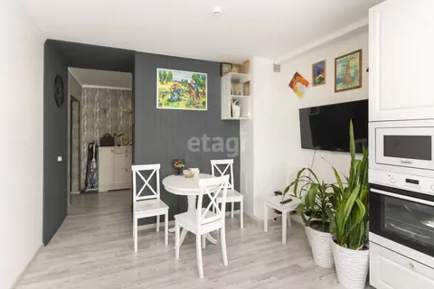 3-к кв. Тюменская область, Тюмень ул. Федюнинского, 60к2 (92.5 м)