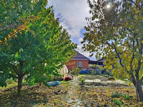 Дом в Краснодарский край, Динской район, Пластуновское с/пос, ...