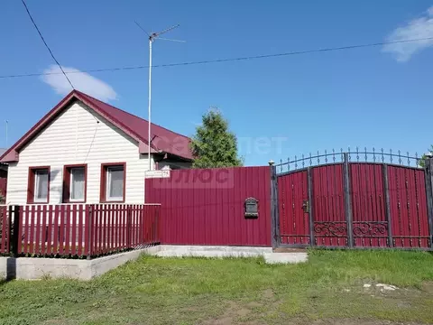 Дом в Оренбургская область, Сакмарский район, с. Марьевка Центральная ...