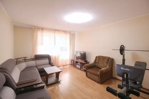2-к кв. Алтайский край, Барнаул ул. Монтажников, 12 (57.0 м)