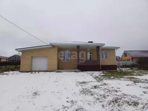 Дом в Башкортостан, Уфа городской округ, д. Зинино  (110 м)